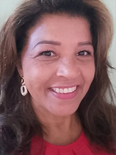 Erlita, 52 anos, depois